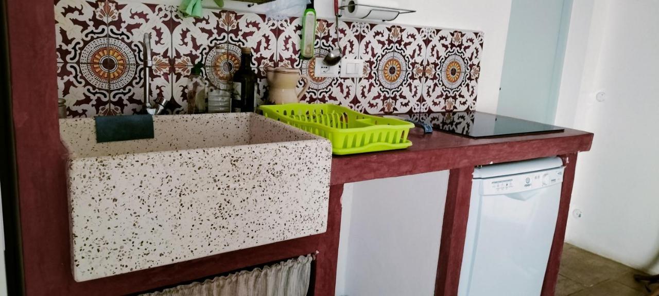 Rosso In Corte - Salento - Corte Dei Colori Spongano Екстер'єр фото